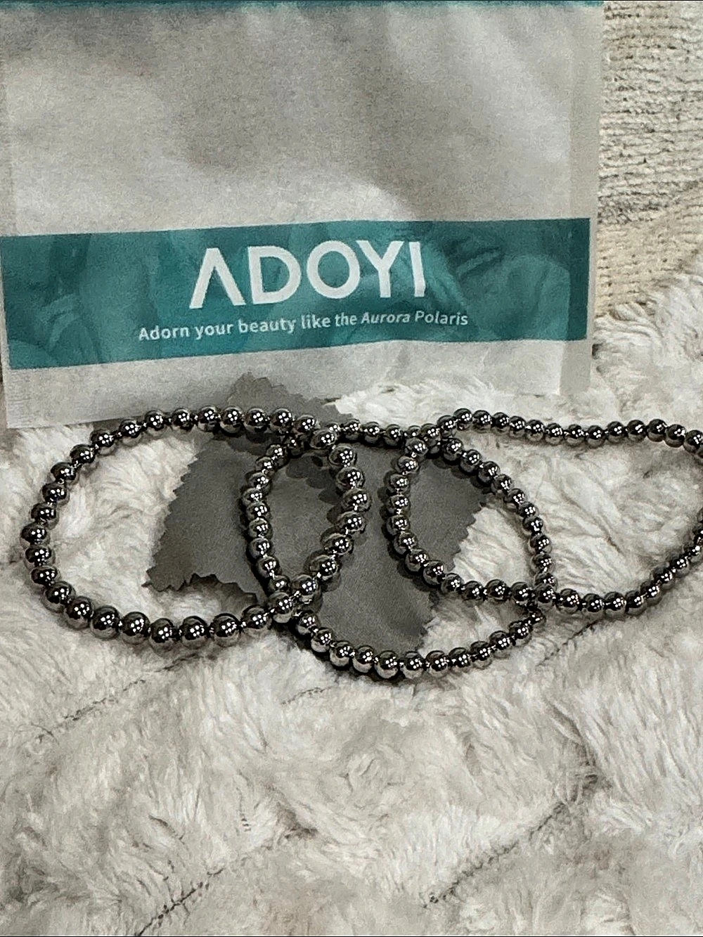 ADOYI Silver Beaded Stretch Bracelet Set in Silver